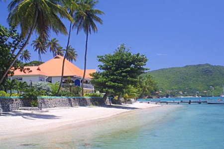 L'hôtel vue de la plage