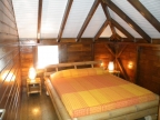 Schlafzimmer eines Apartments im Obergeschoss (Wohnbeispiel)